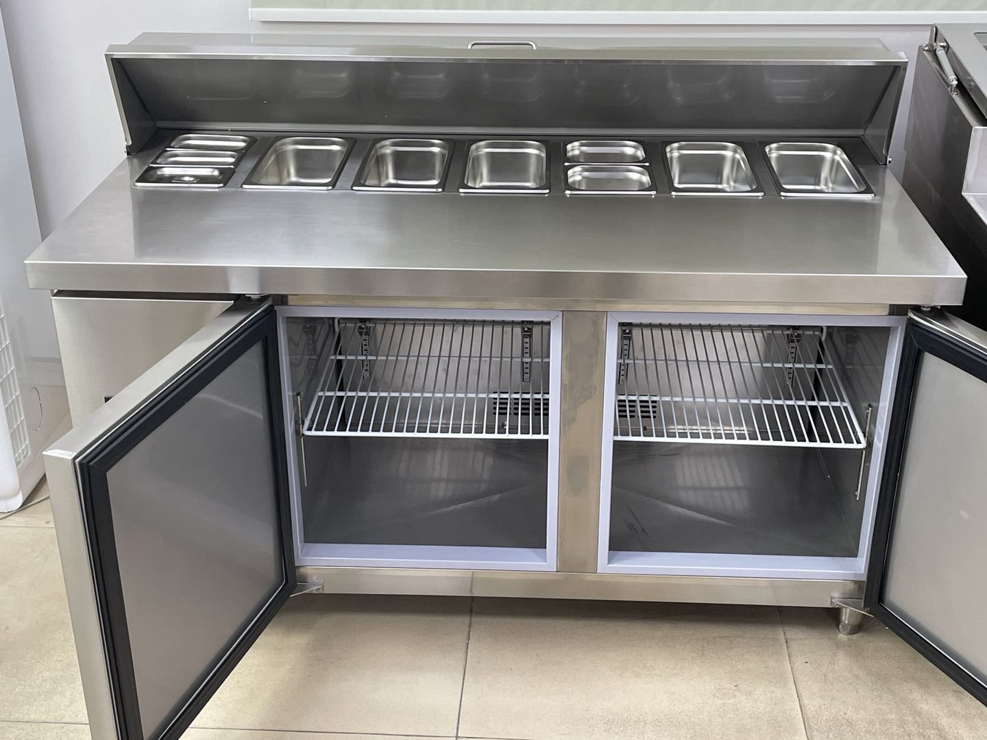 Frigorifero Commerciale a 2 Po - Food Storage In Cooler recensione e prezzo